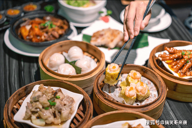 广州旅游必吃美食有哪些？跟着老广吃遍地道味！