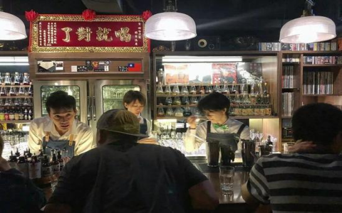广州十大顶级酒吧有哪些？这几家氛围感拉满值得去！